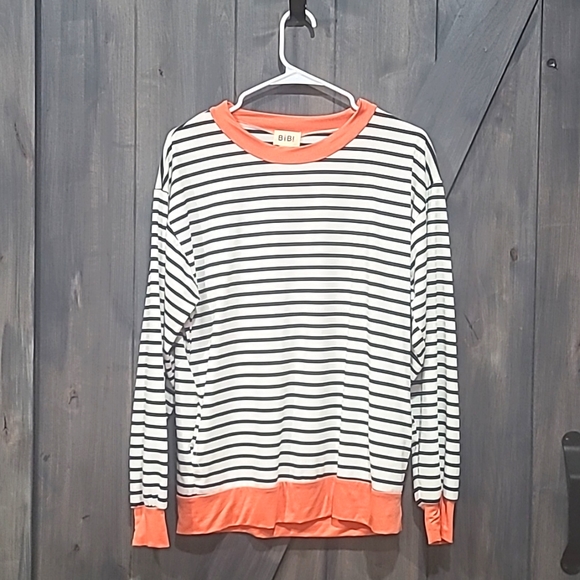 Long sleeve knit pullover - Picture 1 of 4